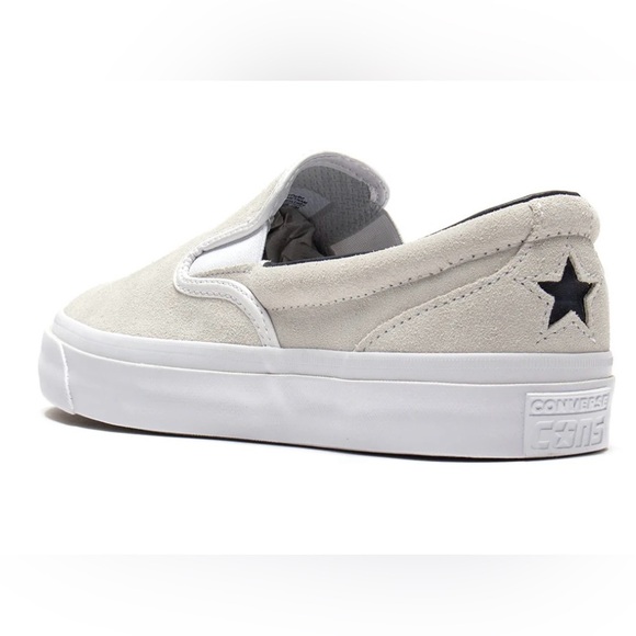 New 7.5 Converse Womens Off-White Slip-On converse suede - Picture 3 of 9